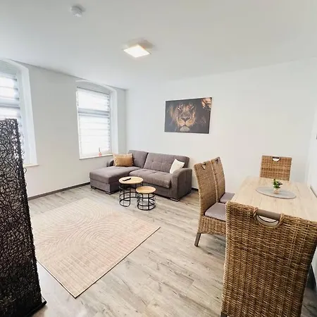 Traumhafte City-wohnung شقة